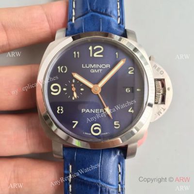 Swiss Grade Panerai Luminor GMT SS Automatic Watch Blue Style Replica Watch